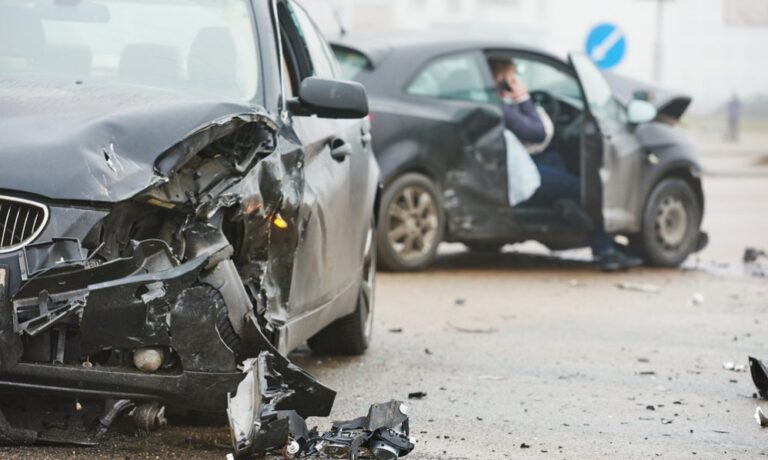 Common Driving Mistakes That Are Responsible For Serious Car Accidents